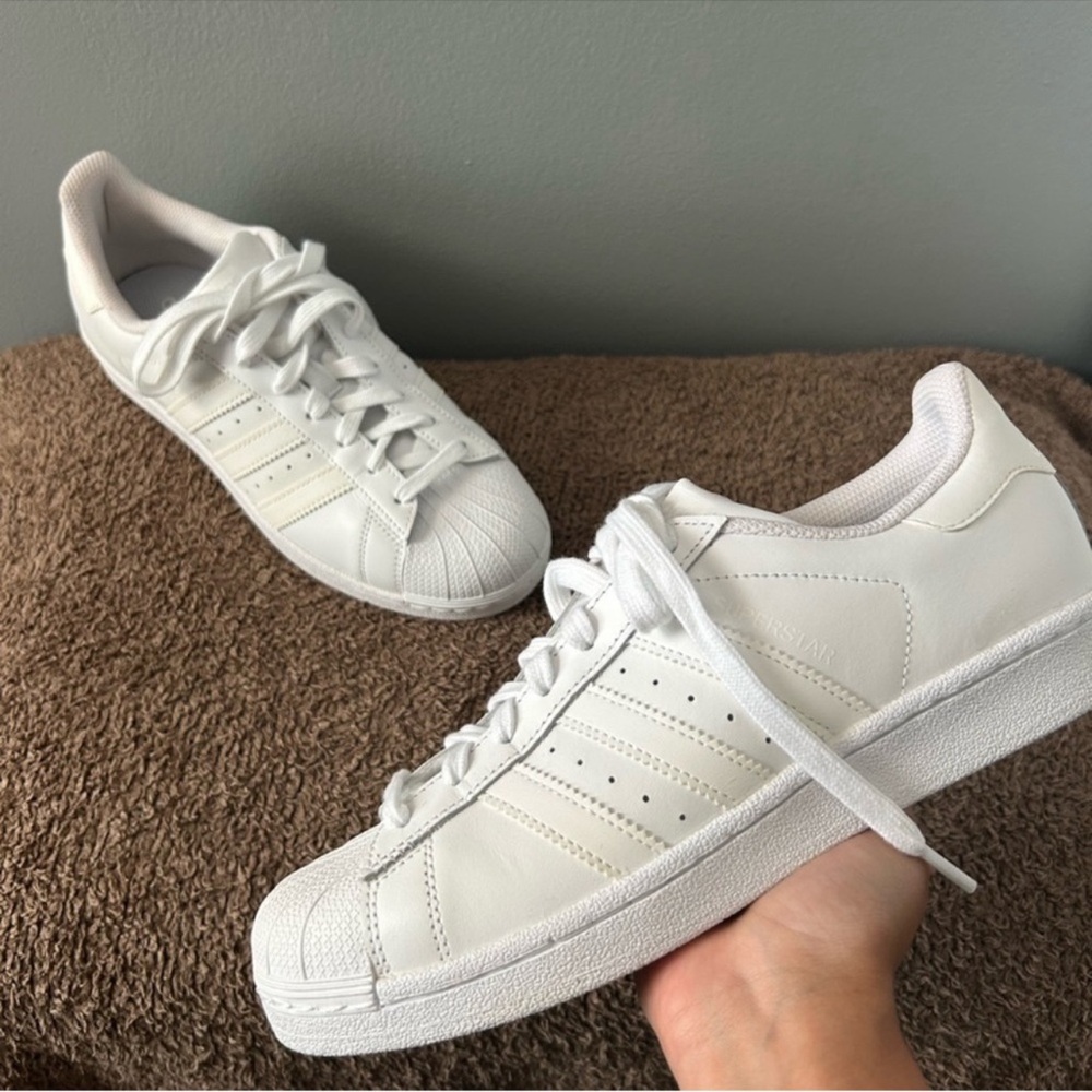 NEW Adidas Superstar II White Sneakers